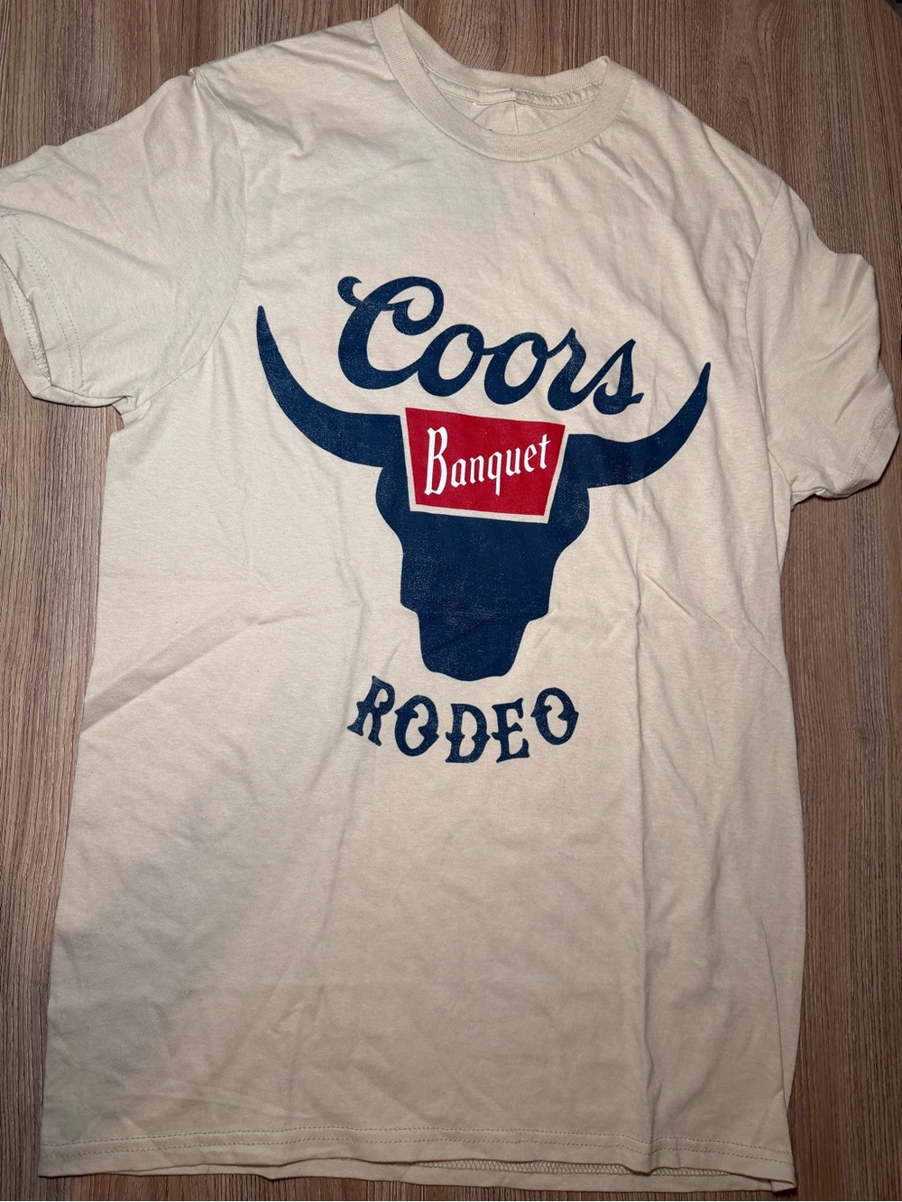 Coors Banquet Cream Graphic Tee - Rodeo Logo